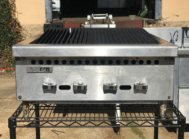 1650 24 Vulcan Char Grill Excellent Condition Natural Gas