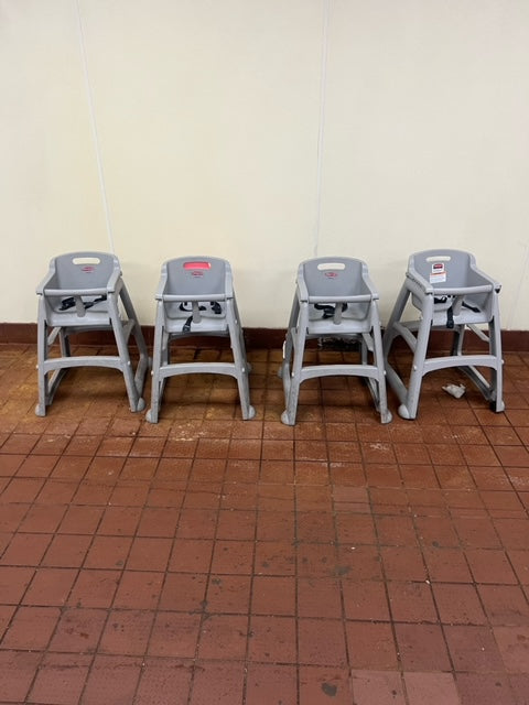 $200ea. / Rubbermaid Stackable Plastic High Chair w/ Waist Strap & Casters, Platinum / Restaurant Equipment / Great Condition