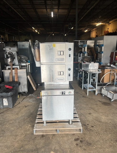 $3500 / Cleveland 24CGM200 (6) Pan Convection Steamer - Cabinet, Natural Gas / Restaurant Equipment