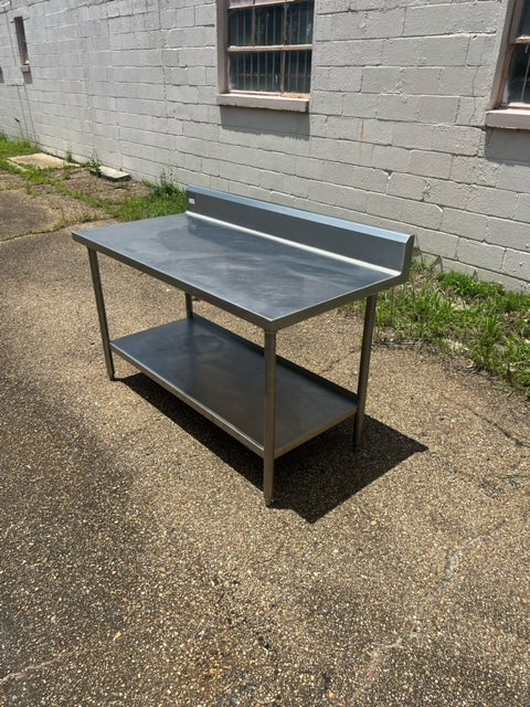 $500 / 5 Ft Full Stainless Table / Great Condition / Commercial Kitchen Equipment