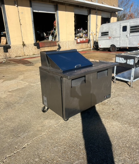 $2500 / 48in TRUE Refrigerated Preptable / Certified by Licensed Technitican