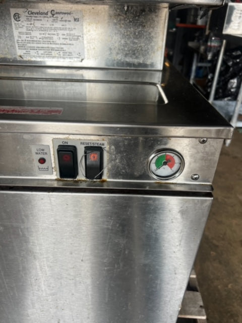 $3500 / Cleveland 24CGM200 (6) Pan Convection Steamer - Cabinet, Natural Gas / Restaurant Equipment