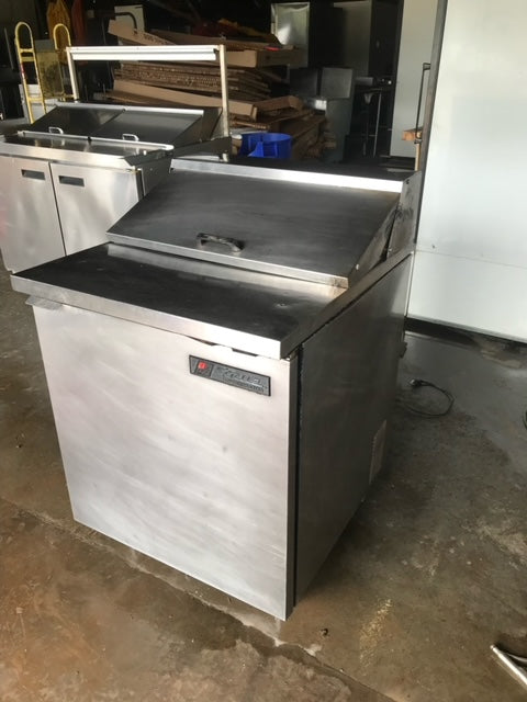 $1200 True TSSU-27-08-HC 27" Sandwich/Salad Prep Table w/ Refrigerated Base, 115v