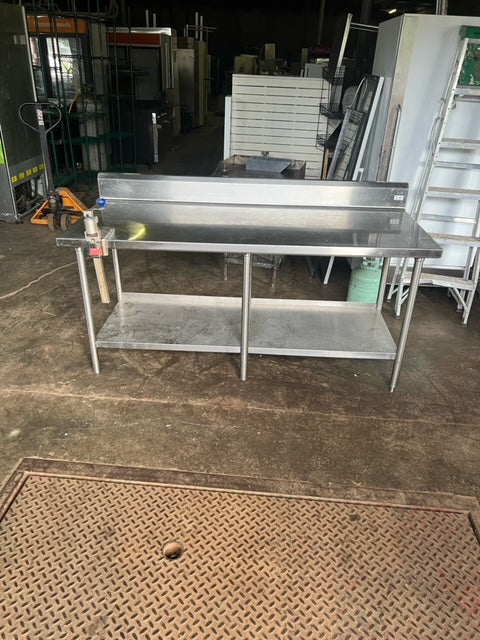 $750 / 6ft Stainless Steel Table / Great Condition / Restaurant Equipment