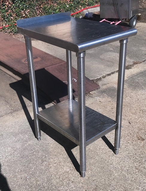 $250 / 18x24in Stainless Steel Table / Great Sturdy Table / Restaurant Equipment / Amazing Condition