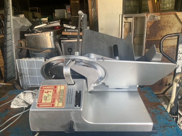 $1895 / BIZERBA SE12D US AUTOMATIC MANUAL GRAVITY DELI MEAT SLICER