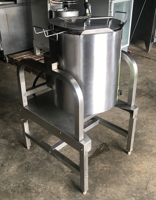 $2500 OBO / 8 Gal Groen LO-LO MD:SK-32E Tilt Pot / Great Condition / Restaurant Equipment