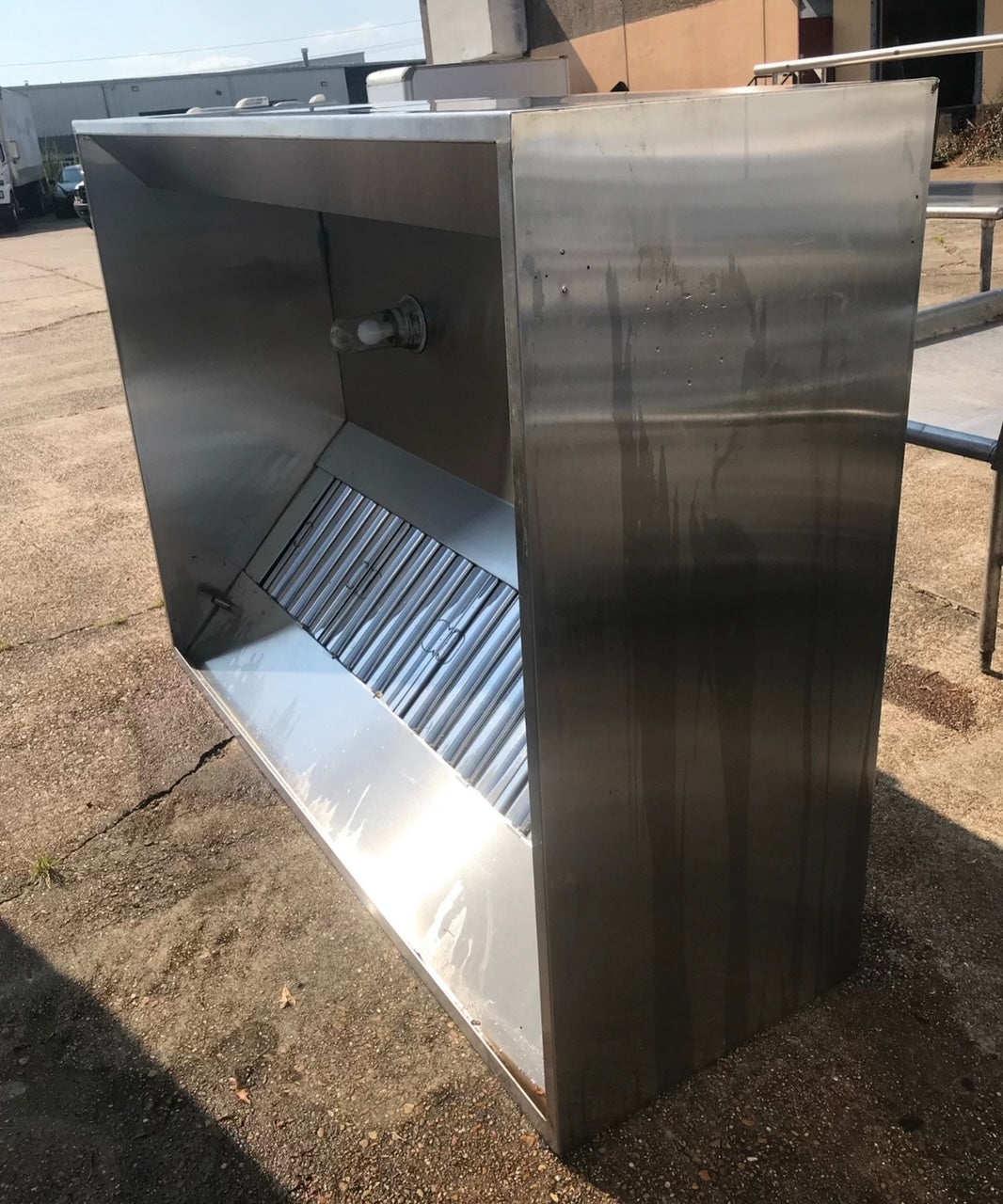 $1800 / 6Ft Stainless Steel Venthood / Great Condition / Restaurant Hood / Kitchen Equipment / Restaurant Equipment