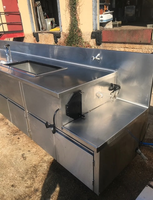 $5000 / OBO 11Ft Stainless Steel Fixture w/ Built in Ice Well and Rinsing Station / Bar Equipment / Custom Made Stainless Steel / Restaurant Equipment / Quality Restaurant Equipment