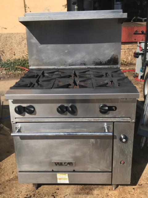 $1650 / 24” Vulcan Char Grill / Excellent Condition / Natural Gas Char Grill / Restaurant Equipment