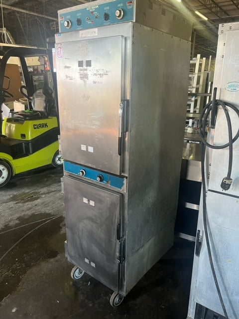 $2800 OBO/ Alto Shaam Heated Holding Cabinet / Restaurant Equipment Great Condition / Certified By Tech