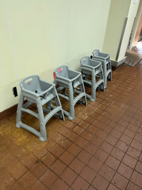 $200ea. / Rubbermaid Stackable Plastic High Chair w/ Waist Strap & Casters, Platinum / Restaurant Equipment / Great Condition