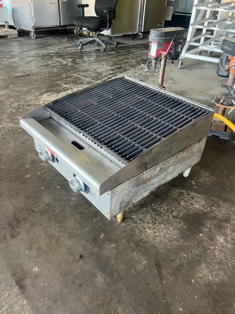 $1200 / Star Max 24” Char Grill / Great Condition / Certified by Licensed Tech / Restaurant Equipment