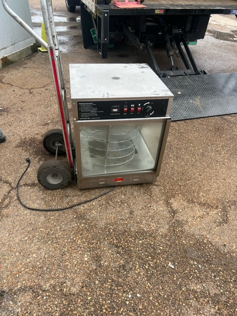 $700 / Winco Pizza Display Warmer / Great Condition