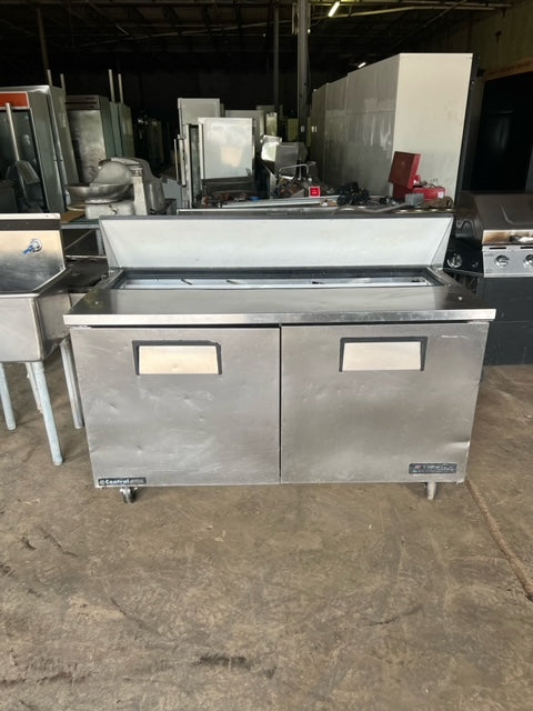 $2800 OBO / TRUE 60in Refrigerated Preptable / Certified by Tech / Restaurant Equipment / Sandwich Preptable / Restaurant Equipment