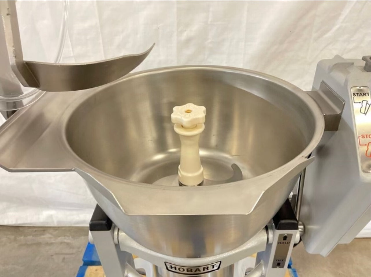 $5000 / Hobart HCM450 45 Quart Vertical Cutter Mixer / Restaurant Equipment / Certified by Tech