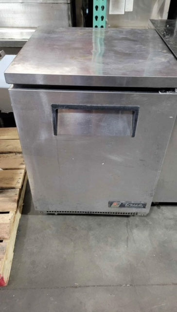 $1000 and Up / Certified Commercial 27in Worktop Cooler / NSF Certified