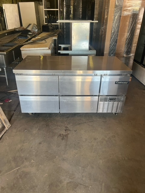 $2500 / Continental Refrigerator CRA68-BS Refrigerated Counter, Work Top