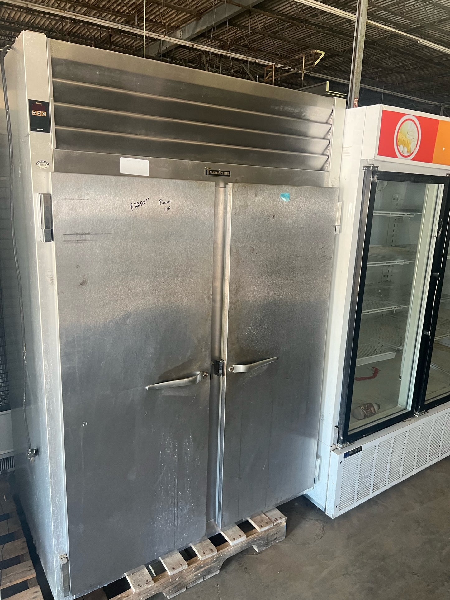 $4500 / Traulsen G20010 52" G Series Solid Door Reach-In Refrigerator with Left / Right Hinged Doors