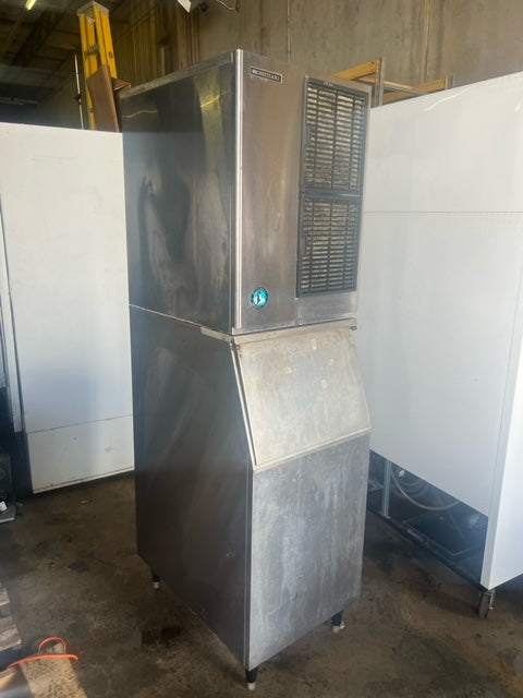 $3000 / Hoshizaki 500lb Ice Machine w/ Bin / Certified by Licensed Tech / Great Condition