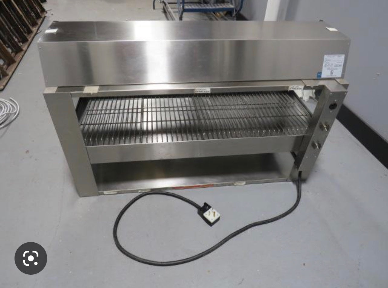 $2500 / Stainless Steel 4-Pan Hot Food Case / Food Warmer / Gas Station Warmer / Display Warmer