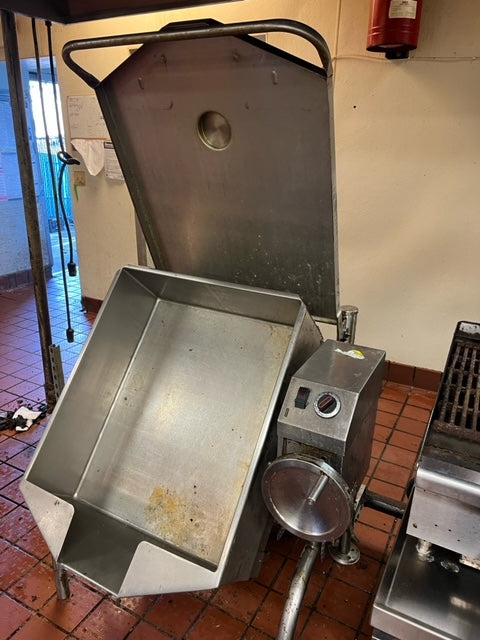 $5500 / Commercial Tilt Skillet / Amazing Condition